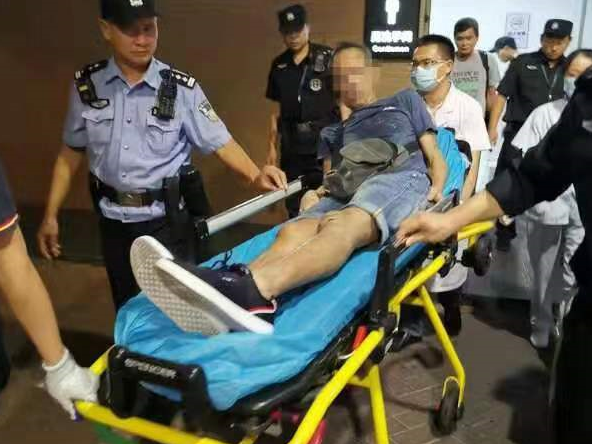 化险为夷！旅客突发脑梗，幸亏边检民警及时救助