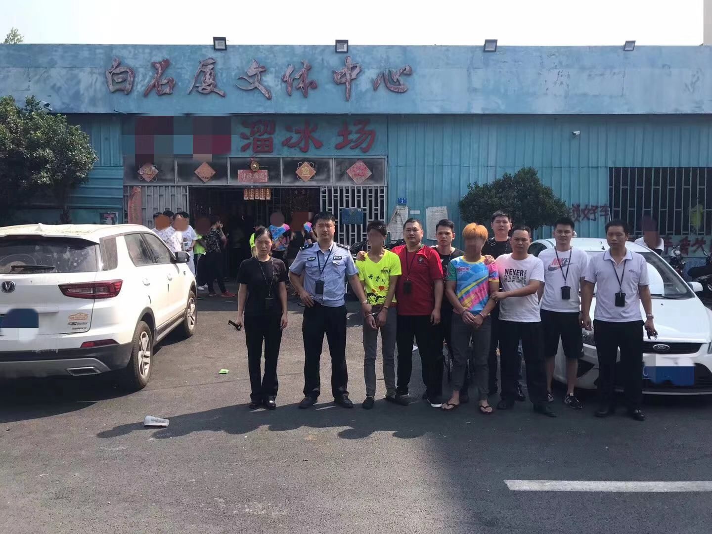 一波三折，两次扑空，黄头发偷车贼“躲猫猫”终被擒获