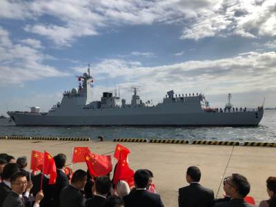 首次！中国海军舰艇抵日参加海上阅舰式
