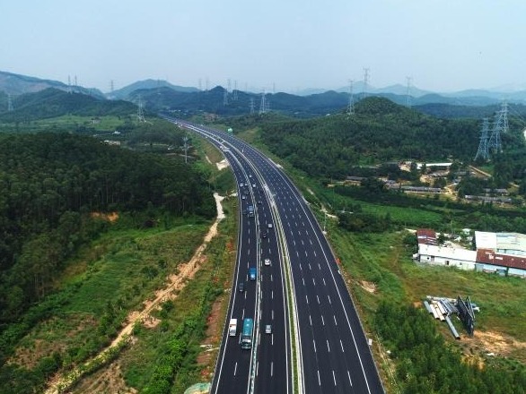佛开南改扩建项目顺利通过交工验收 11月初正式通车