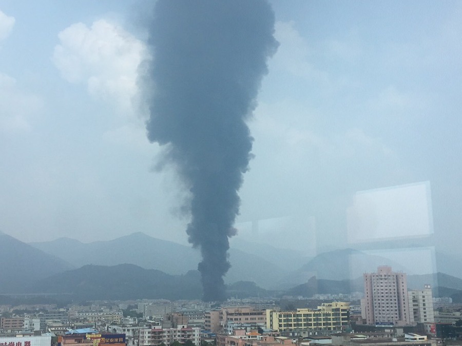 东莞清溪一包装印刷企业火灾