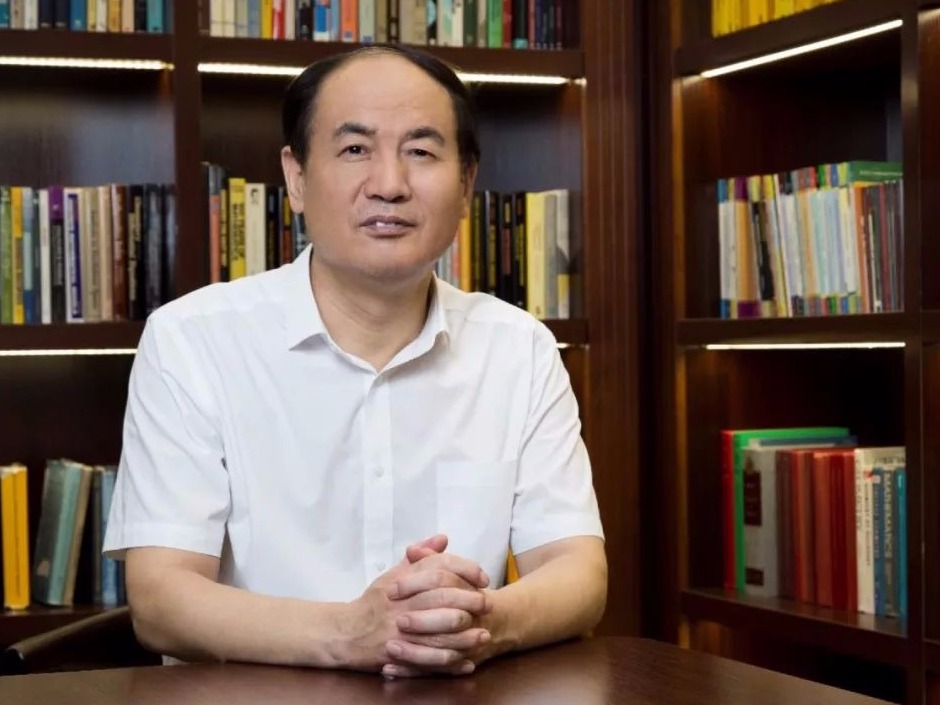 朱华伟：办一所具有世界影响力的中学