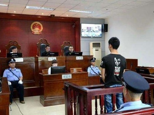 装卸工强行索要茶水费犯法 深圳某公司8名装卸工被判刑