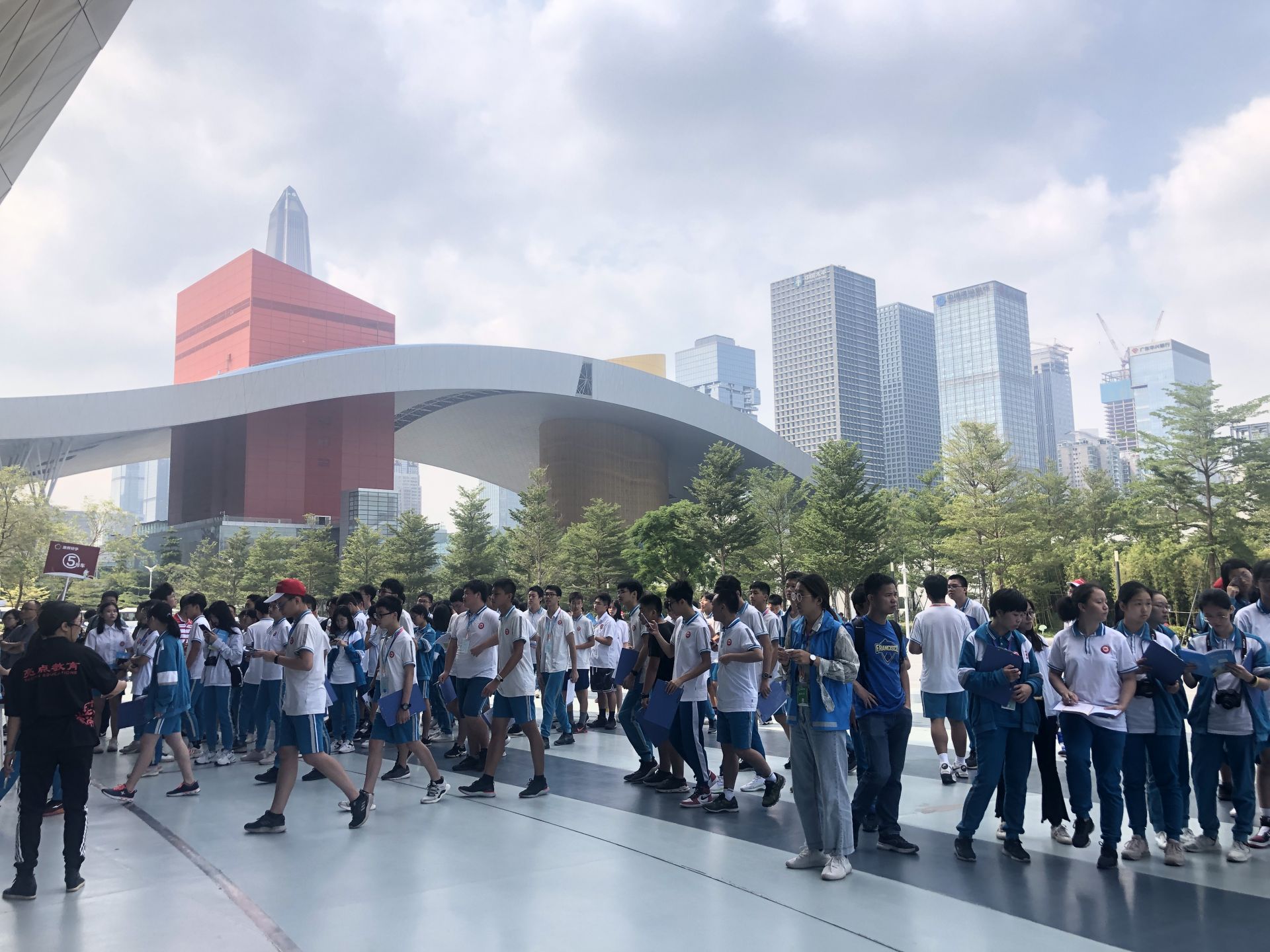 “探索深大 科创鹏城”深圳研学旅行圆满结课  