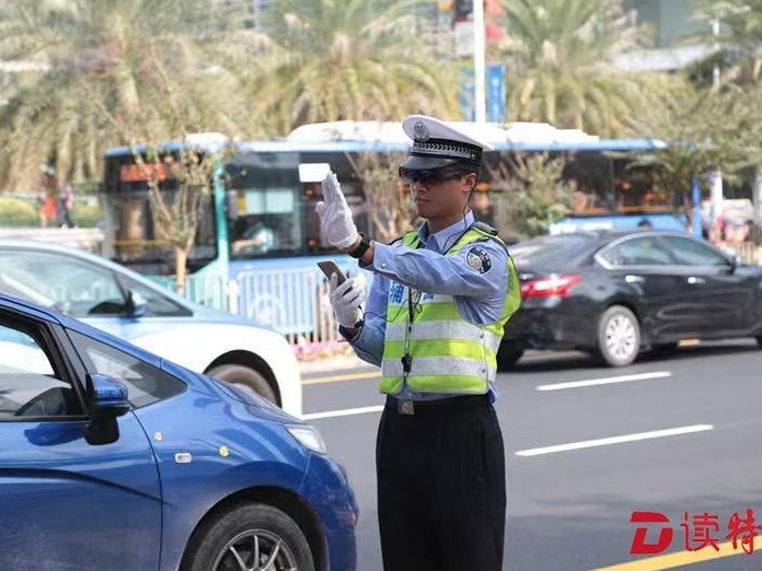 5G+VR道路全景监控 智能科技手段助力交警保障高交会