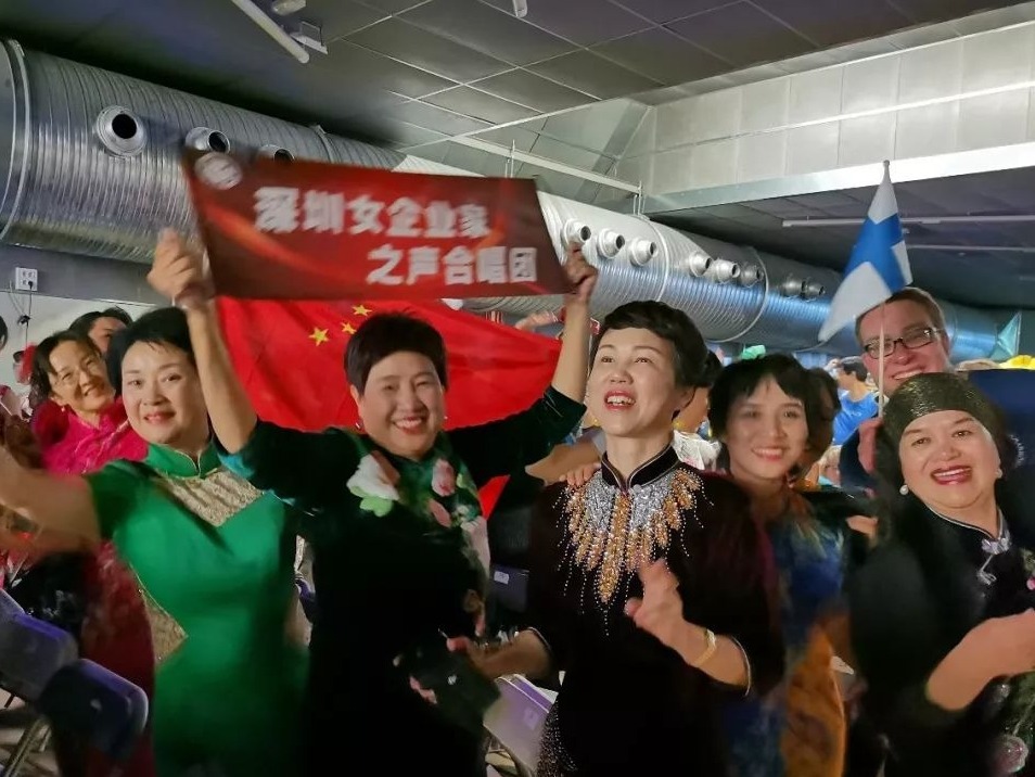 “女企业家之声”合唱团在第八届卡莱利亚国际音乐节暨合唱比赛中获得银奖