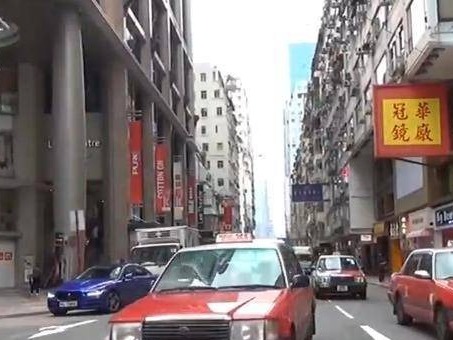 香港特区政府官员呼吁民众与暴力划清界限，市民支持特区政府尽快止暴制乱