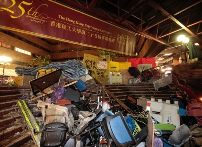多所香港高校排名下跌，业界忧校园政治化拖垮学术发展