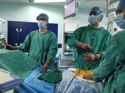 协和深圳医院成功开展深圳首台四级经皮脊柱内镜日间手术