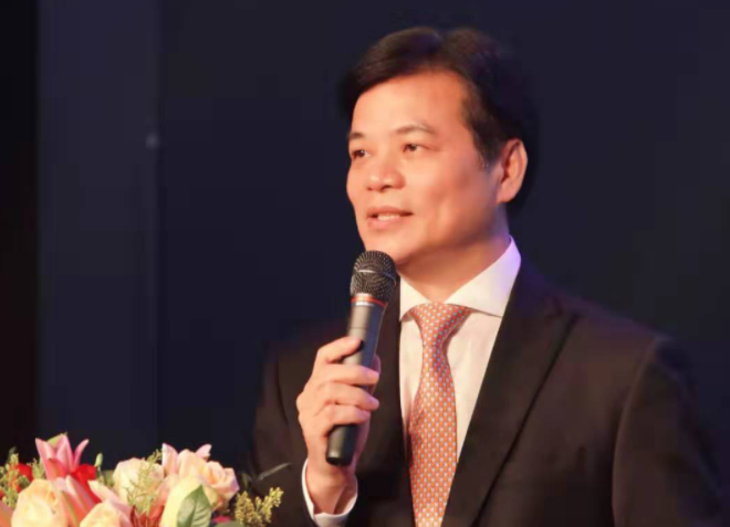 周世康：“深圳企业家日”激发创新热情 推动服装时尚行业迈向高端 