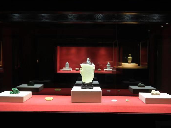 传统文化散发新魅力，第37届全国古玩珠宝艺术品交流会在深开幕