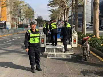每日警星｜黄信孚：用热爱和执著守护群众的出行安全