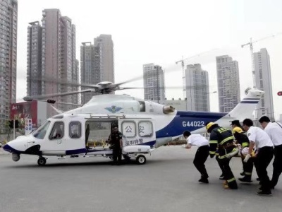 国内首个“空中120”直升机医疗救援网络在深圳正式启动运行