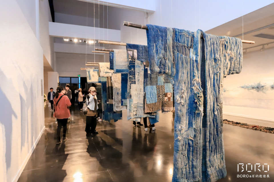 看展 | 褴褛衣衫照见生命力量！去深圳画院观看“2019善意设计场”