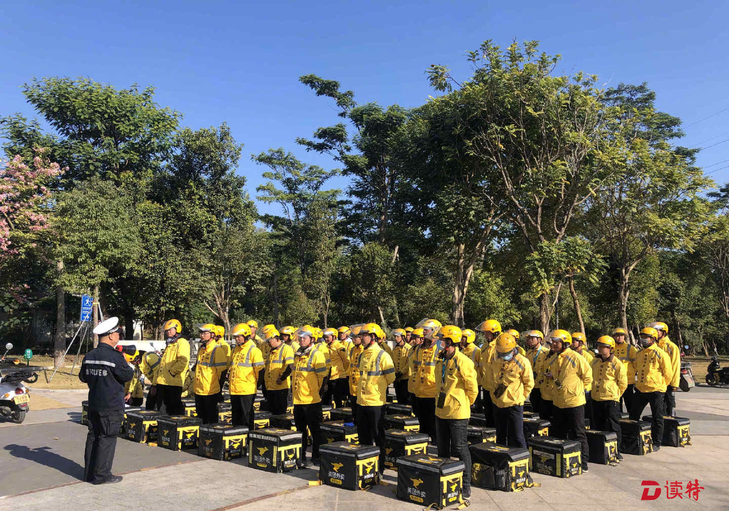 深圳电单车将实行12分管理制！从快递、外卖小哥开始……