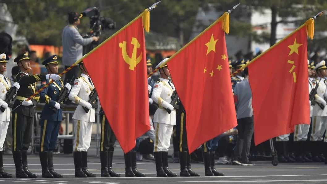 我们的新时代·字述2019 | 旗