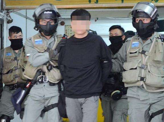 香港警方自修例风波以来拘捕6000多人，近四成为学生