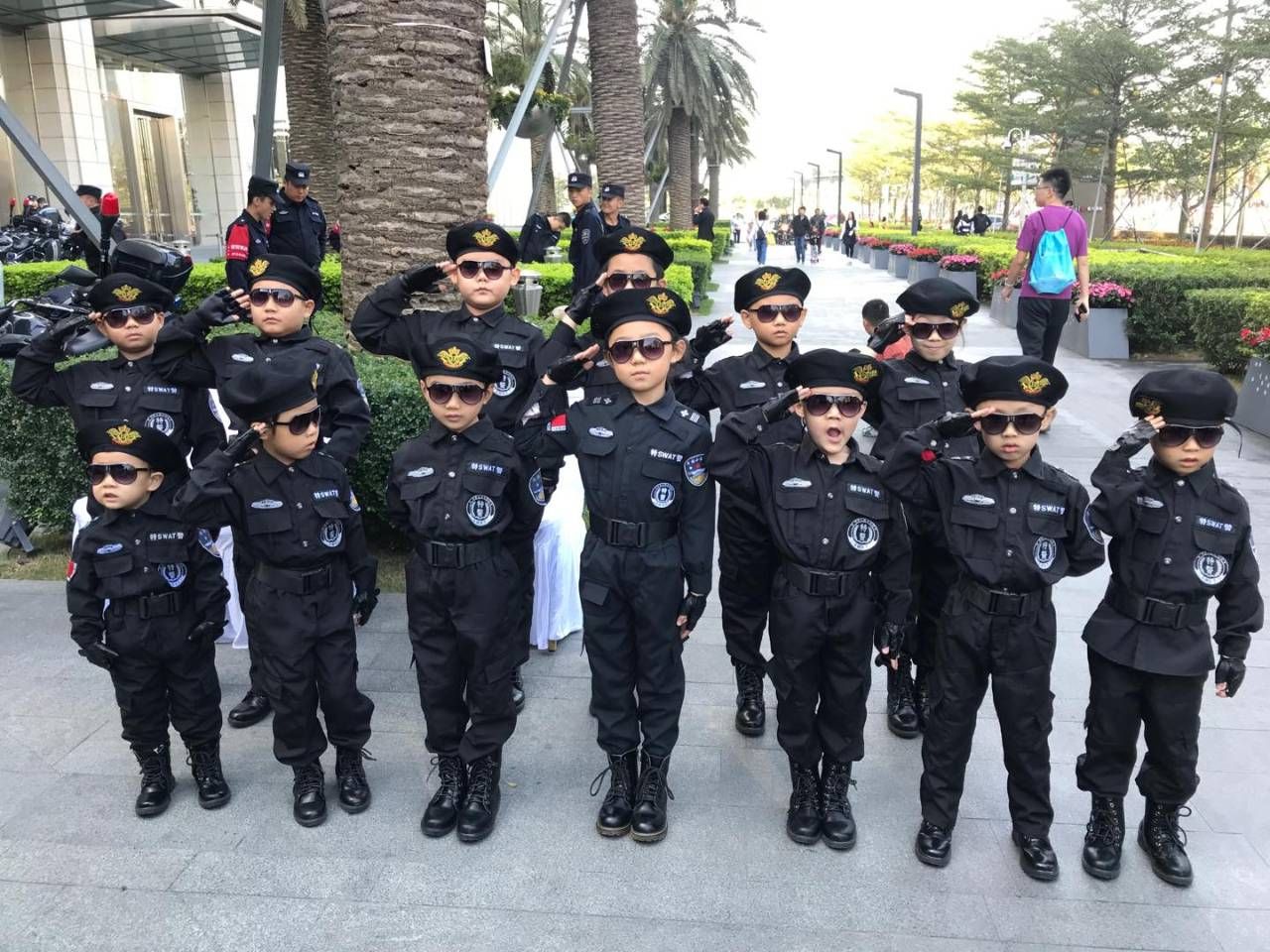 燃爆全城！百万市民打卡深圳警营开放日
