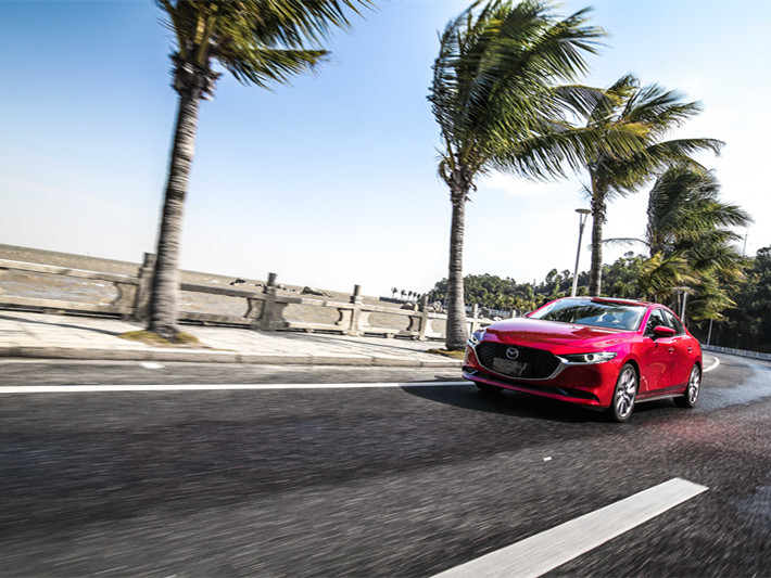 驾驭随心，质美如斯 次世代MAZDA3 昂克赛拉驶入旖旎南国