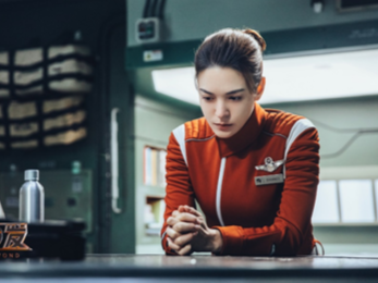 从最美杨贵妃到航天员丹妮 张榕容来《从地球出发》探索星辰大海