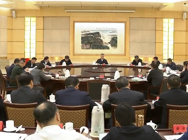巩固深化“不忘初心、牢记使命”主题教育成果 推动基层党组织全面进步全面过硬  