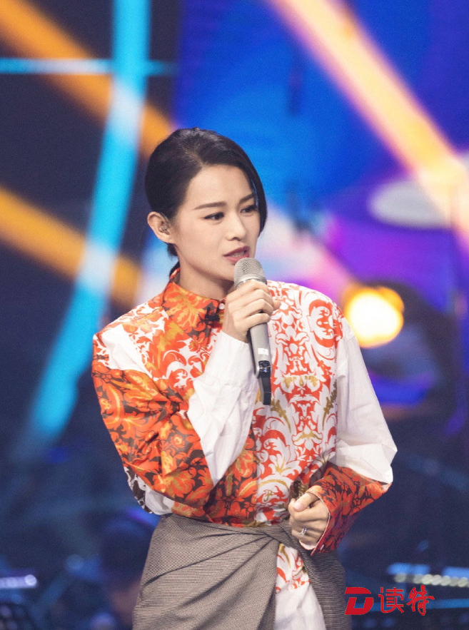 嗨唱转起来问鼎周五收视冠军教授谢娜绝美长绸舞仙气十足