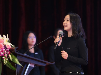 深圳高中生创梦想孵化平台惊艳诺奖得主 赢来诺贝尔创新公益计划