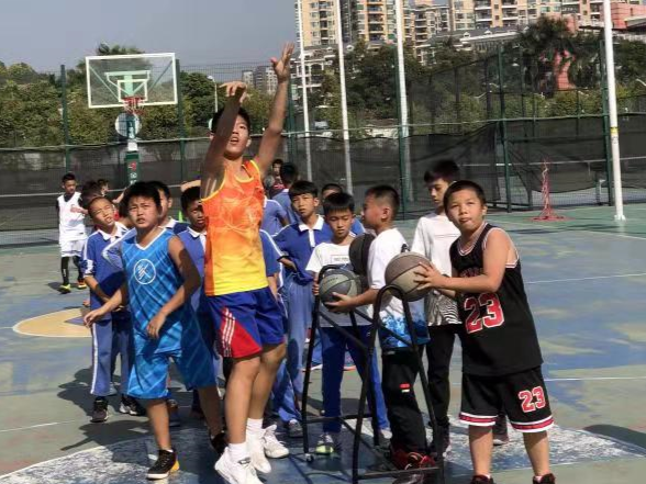 “体育梦想秀”技能大赛举行