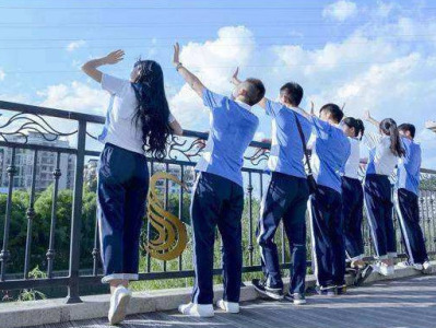深圳初中综评新方案引热议 新方案操作性更强 为学生及家长减负
