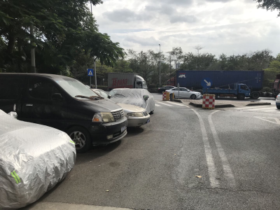 安全意识淡薄！深圳部分小区、城中村消防车通道存在被占现象