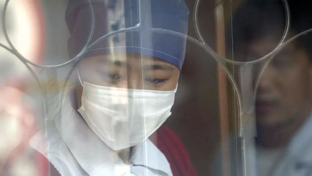 面对 “新型冠状病毒感染的肺炎” ，如何保护自己和家人？送你6个心理“锦囊”