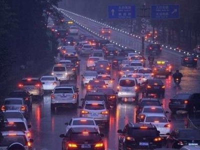 春运将至，深圳交警提前五天开启春运交通保障