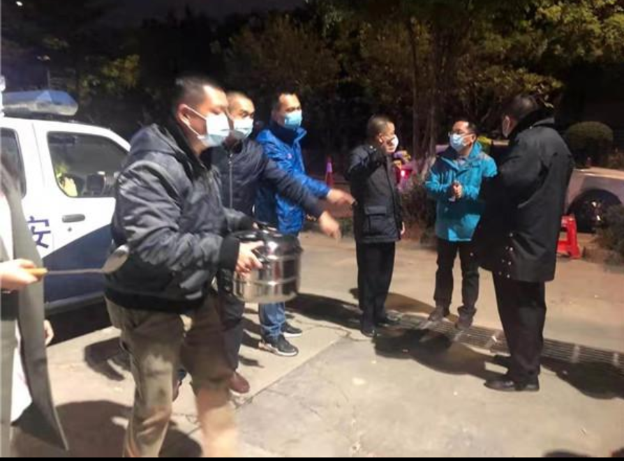 布吉街道成立“三位一体”防控小组，扎实构建起疫情防控堡垒
