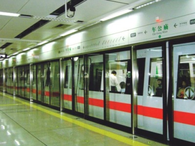 今年地铁通车里程增至400公里，深圳交通基础设施品质全面提升