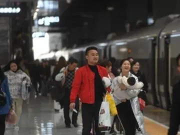 广铁春运预计发送旅客6950万人次 有望创历年春运新高