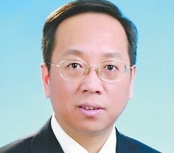 长江财险董事长杨晓波重症肺炎去世，曾任湖北省黄石市长