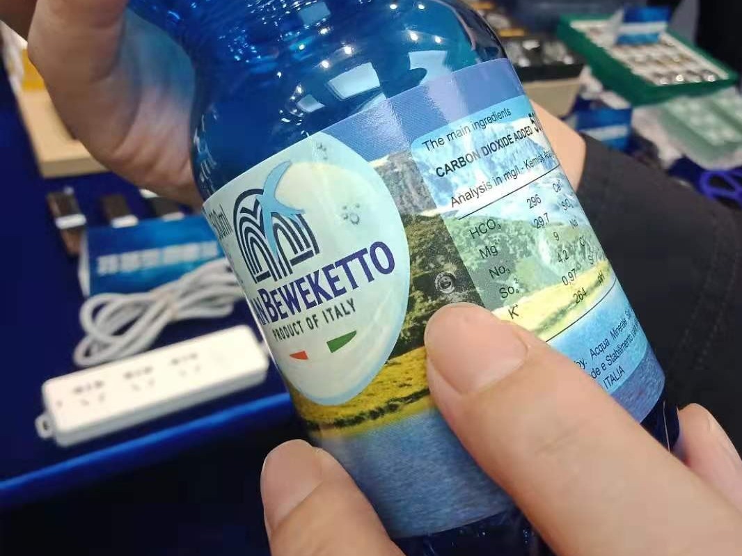 真的是无孔不入！来看广东警方为你揭秘各式各样的偷拍工具