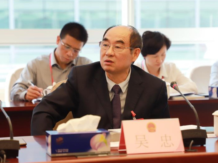 聚焦深圳两会 | 代表建议营造国际一流的营商环境必须从基础性的问题着手