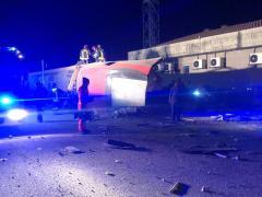 意大利北部高速列车出轨 致2死多伤
