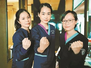 驰援湖北日记 | 因为有你们，曙光就在前方