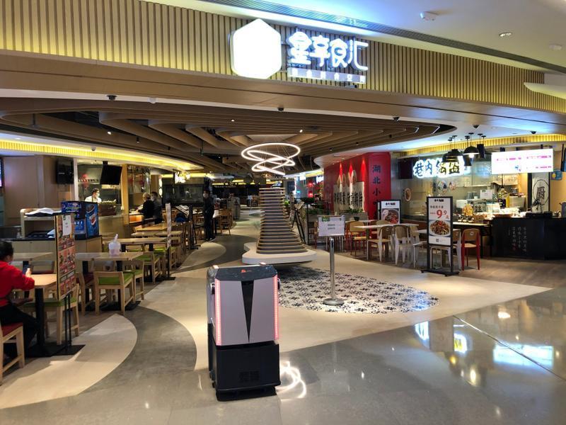 “无接触安全送餐”落地星河WORLD园区，优地机器人解决复工用餐难点