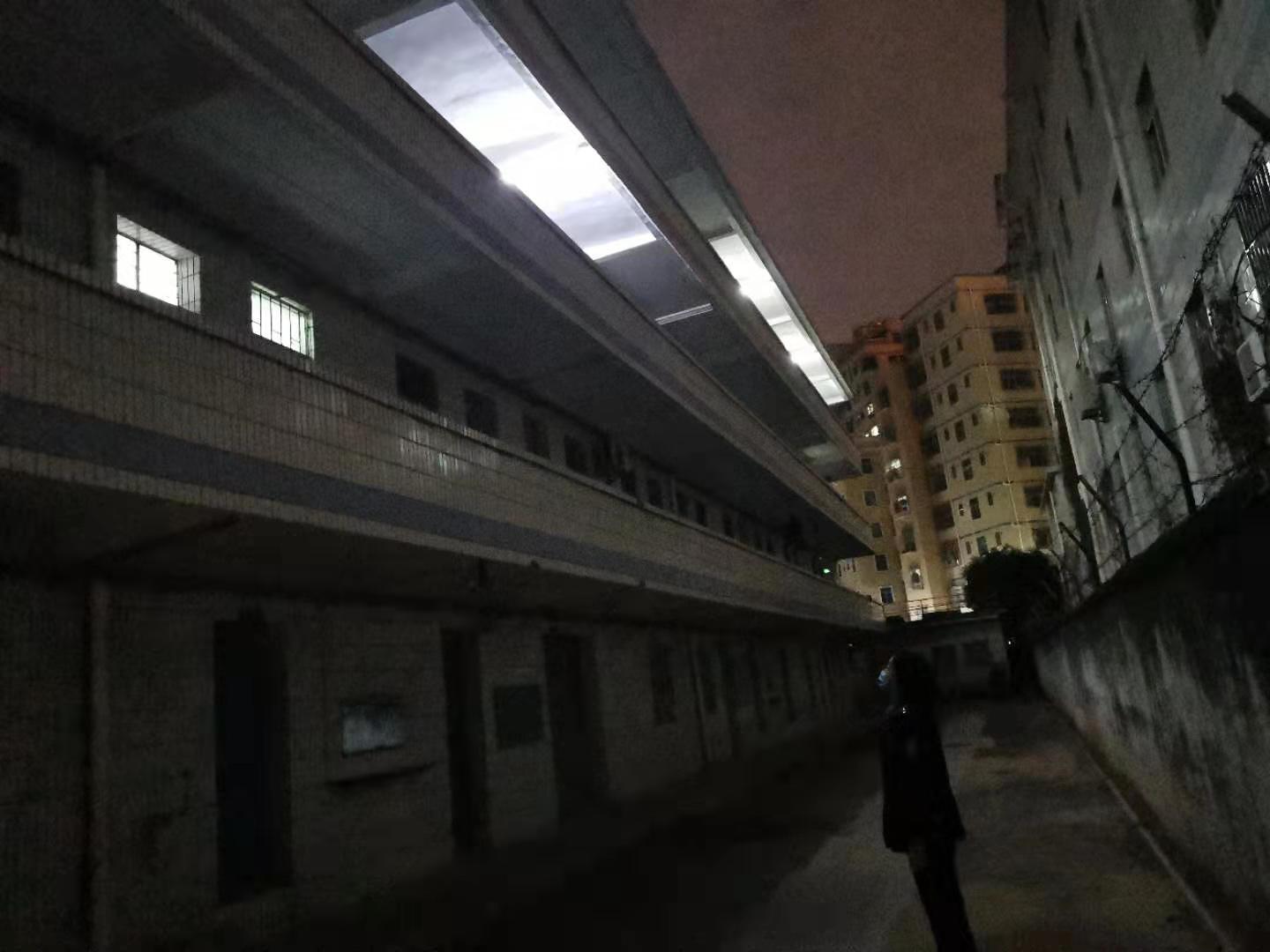 公明网格开展“亮灯行动” 从出租屋源头筑牢防疫第一线