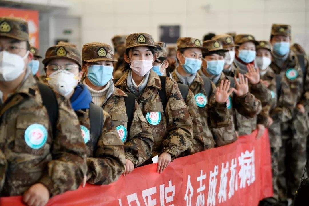 国家卫健委：全国派出4.2万名医务人员驰援湖北