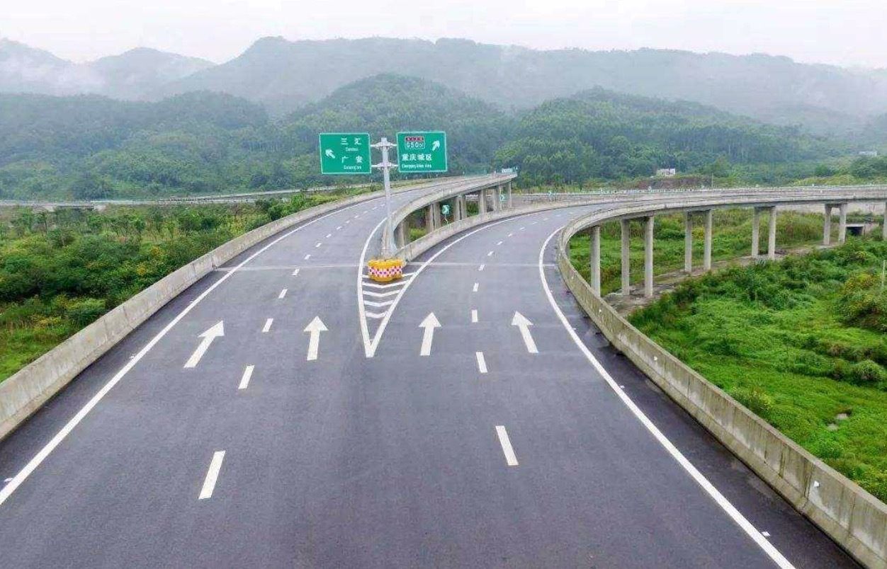 交通运输部：严禁擅自封闭高速公路出入口