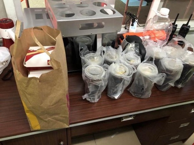 热心市民点外卖向一线民警表达敬意：“请替我向他们说声辛苦了”