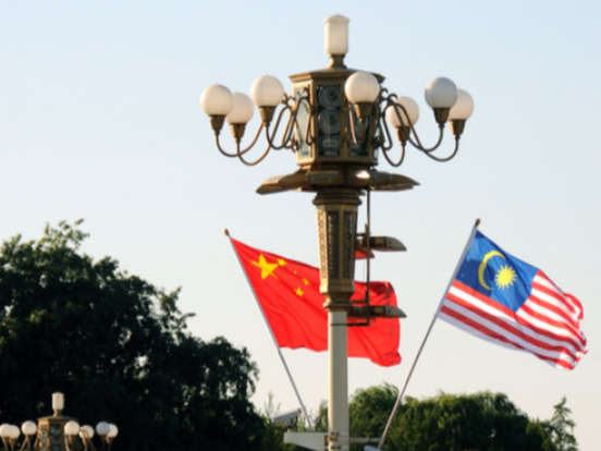 习近平同马来西亚总理马哈蒂尔通电话 