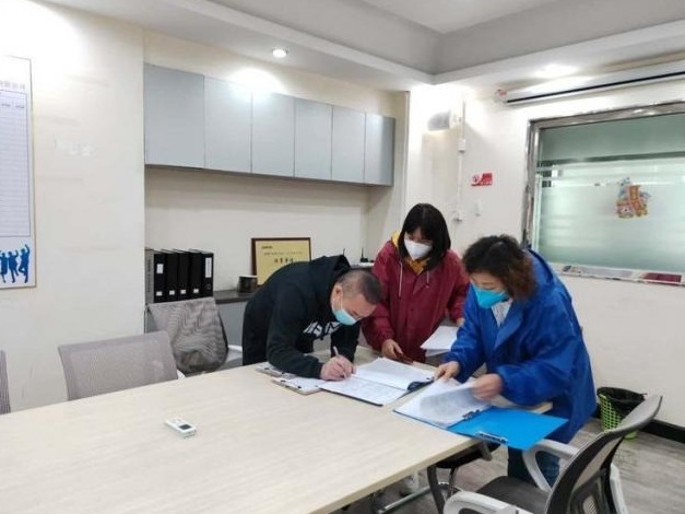 “效率+数量”双保障，平湖街道确保企业复工“一次过”