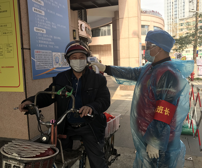 平湖防疫一线职工自发创作歌曲，为抗击疫情鼓劲暖心
