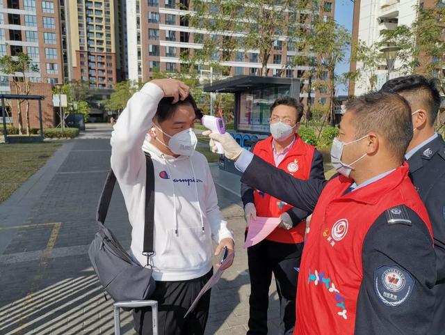 为什么战旗红如火？光明区社区小区疫情防控工作纪实！