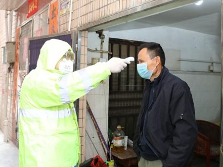 （重稿）一位防控一线网格员的口述：做用心守护辖区居民的网格卫士
